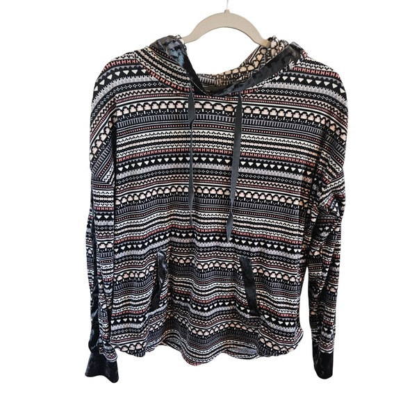 Simply Vera Vera Wang Tops - Simply Vera Vera Wang Womens Geometric Fair Isle Hoodie Black Pink Medium